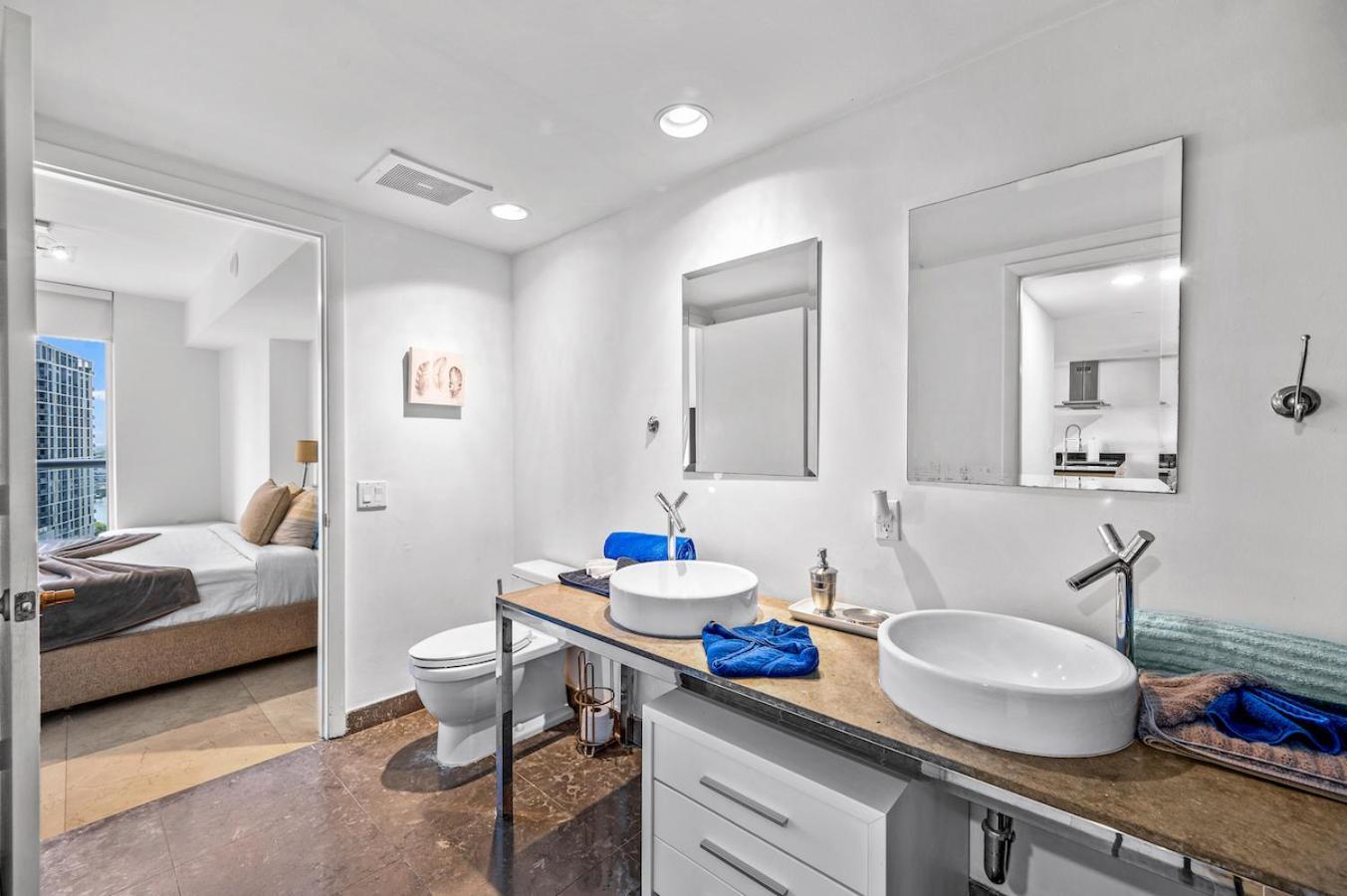 *W Icon Brickell- Luxury 2Br Highrise Corner Condo** Маями Екстериор снимка