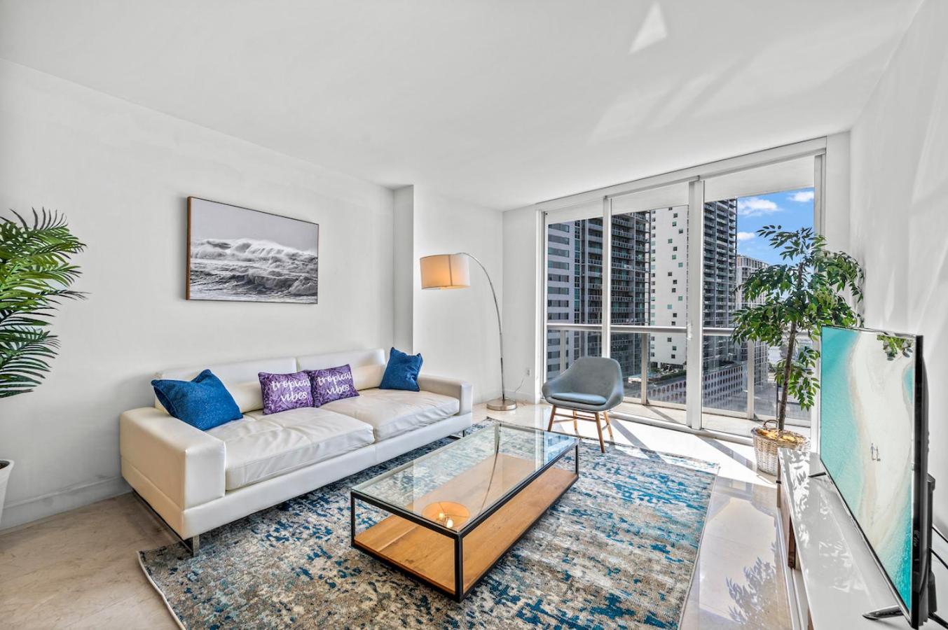 *W Icon Brickell- Luxury 2Br Highrise Corner Condo** Маями Екстериор снимка