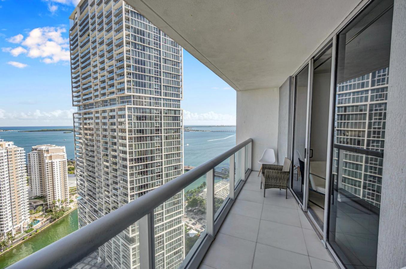 *W Icon Brickell- Luxury 2Br Highrise Corner Condo** Маями Екстериор снимка