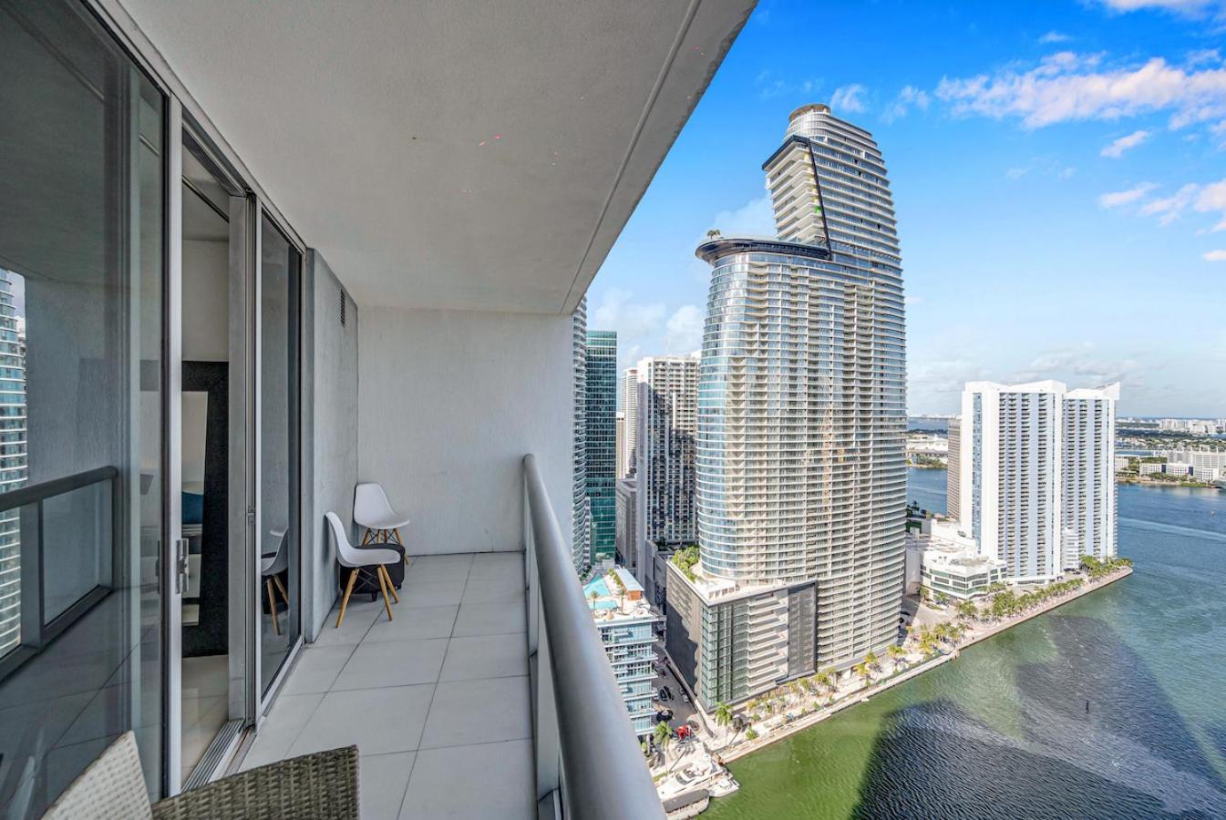 *W Icon Brickell- Luxury 2Br Highrise Corner Condo** Маями Екстериор снимка